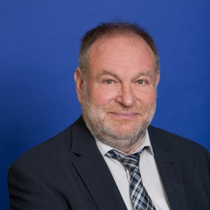  Bernhard Seitz