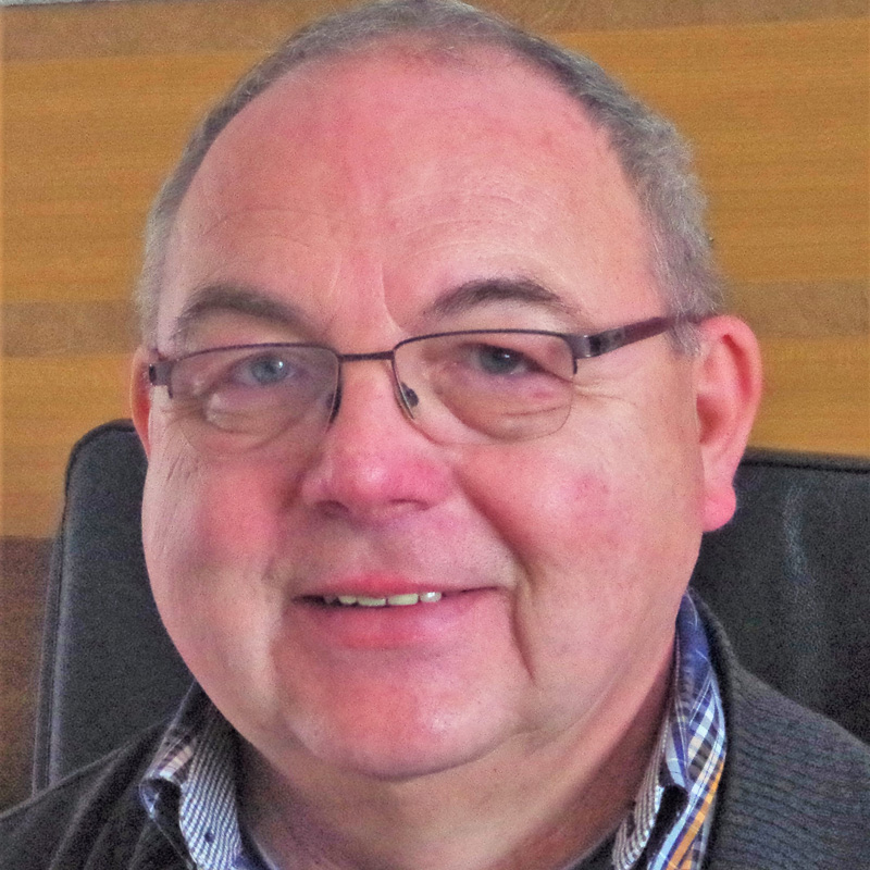  Wilfried Arnold